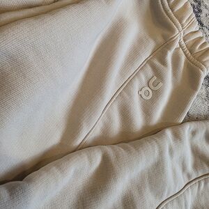 On Cloud Women's Cream Club Pants